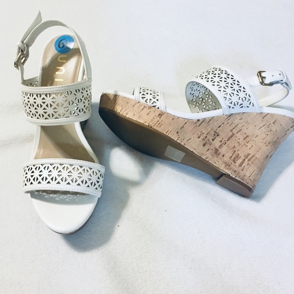 Unisa Shoes - ❌SOLD❌ Unisa White Wedge Heel Sandals NEW W TAGS